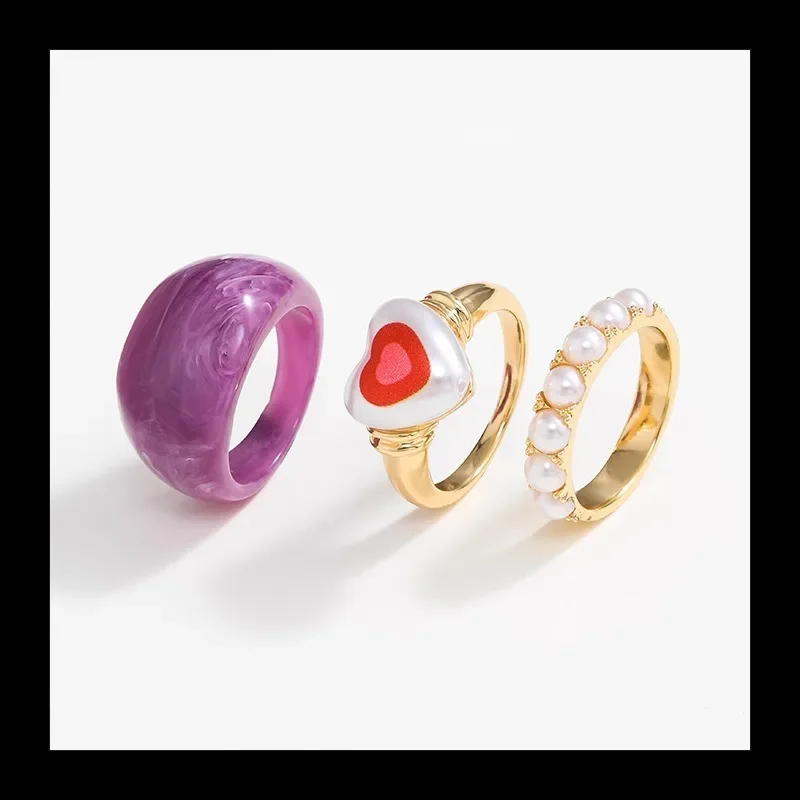 مجموعة خواتم مطبوعة من سبائك الذهب واللؤلؤ المطلي بالذهب بتصميم أصلي للنساء، قلب من الراتنج