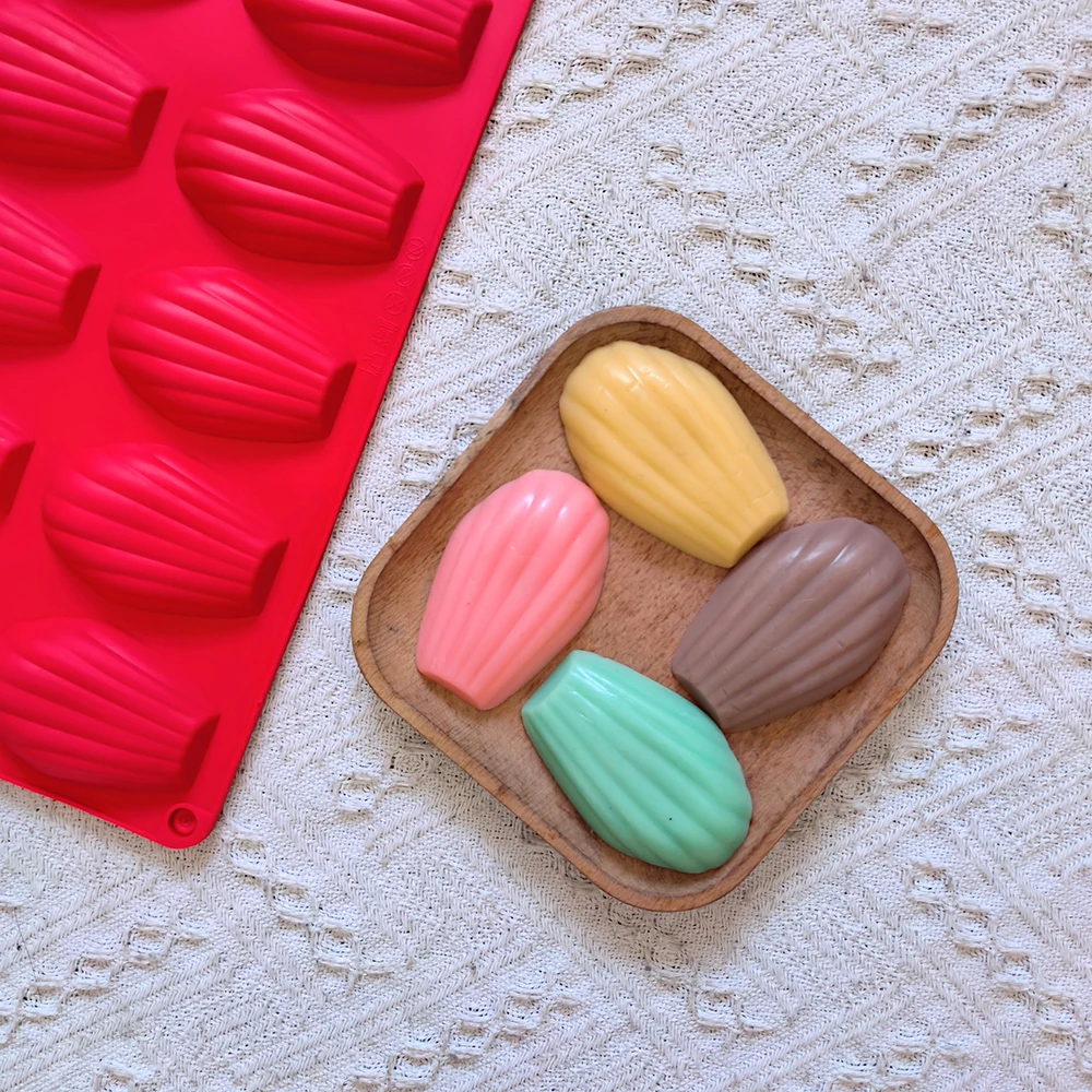 1 قطعة الإبداعية مادلين على شكل الشوكولاته قالب من السيليكون DIY بها بنفسك الجليد الكوكيز بودنغ كيك تحلية أواني الخبز