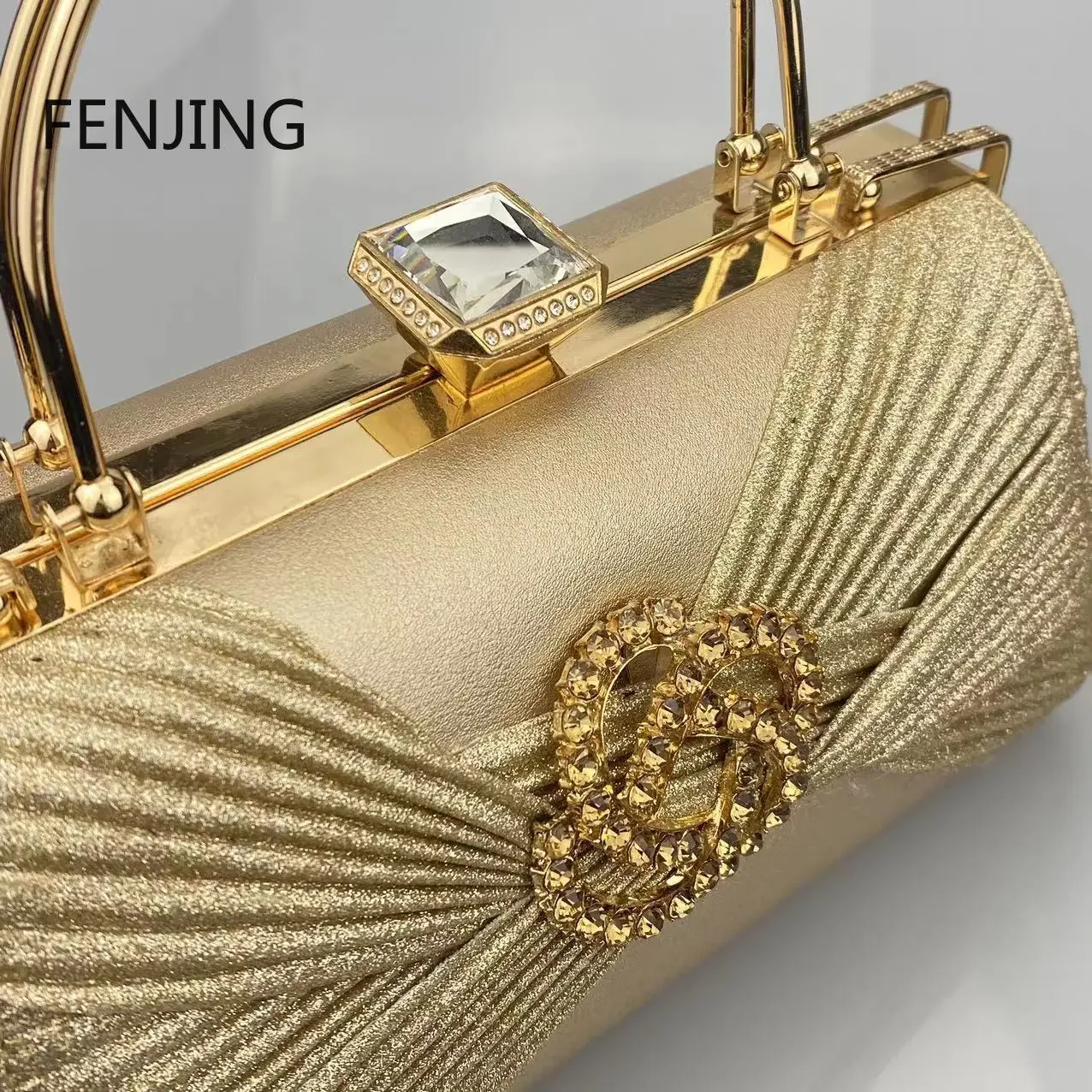 NEW Trend Evening Bags Diamonds Sequined Folds Clutch Purse Female Wedding Party Bride Handbags Flower Rhinestone Shoulder Bags