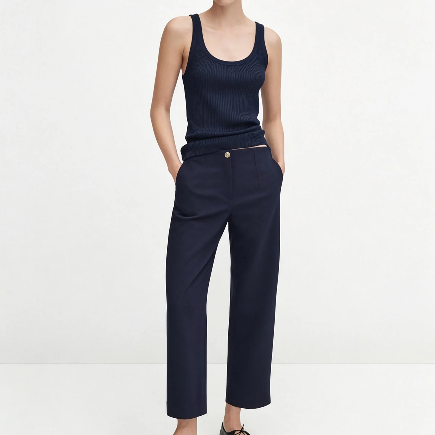 Slim Straight Leg Pants Women's Fashion 2026 Autumn Commute Casual Versatile Nine-Piece Pants Natural Waist Other Materials
