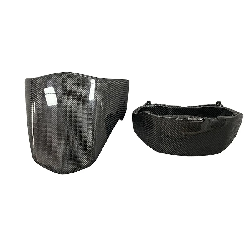 

suitable for Carbon Fiber Car Interiors Classic Clock Surround (2 PCS) for Lambo Aventador LP700 2011-2015