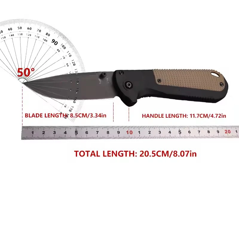 La maniglia bm 430 è realizzata in materiale polimerico e il coltello BM è posizionato come una cartella tattica a grandezza naturale, adatta per esterni