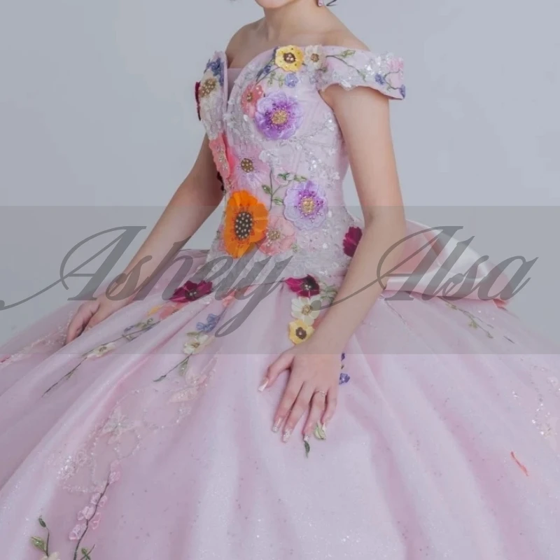 Urocza księżniczka 15. dziewczyna Quinceanera sukienki kwiatowa aplikacja zasznurować bal sukienka na przyjęcie urodzinowe Vestido De xv Anos dostosowane