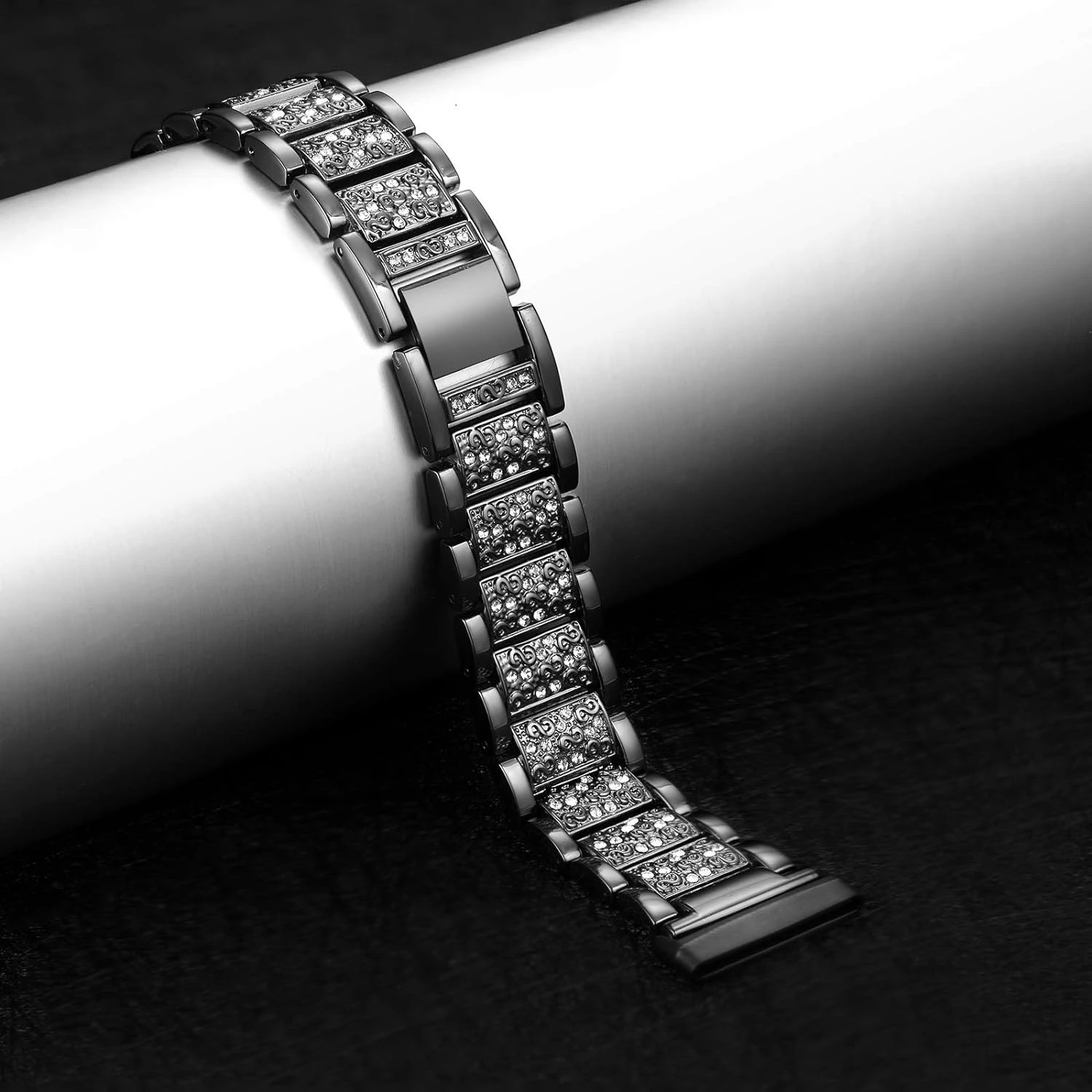 Luxurious, elegant high-quality bands for Sense 2/Sense/Versa 3/Versa 4 - Enhance your workout routine with this stylish and top