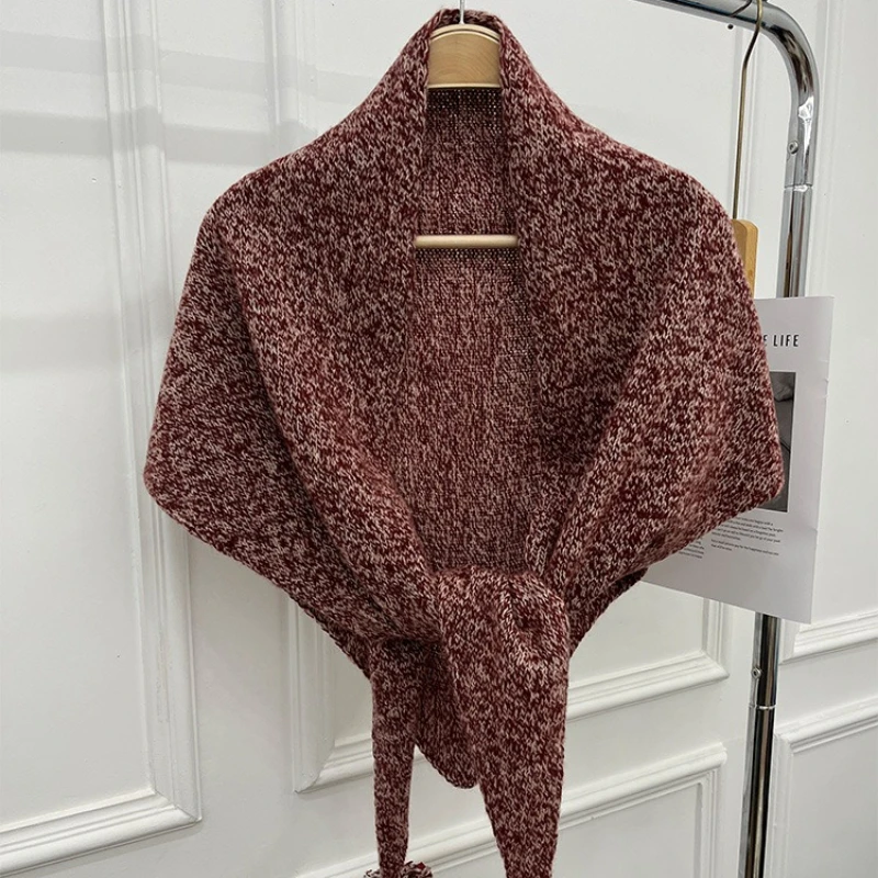 

Треугольная шаль из чистой шерсти для женщин, осенне-зимнее шерстяное украшение в сочетании с камзолом и теплым шерстяным шарфом