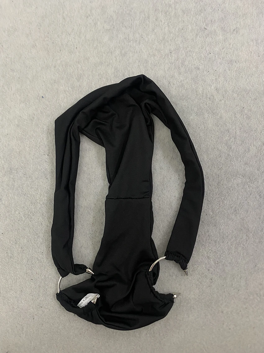 Damen Y2K Goth trägerloser Bikini-Badeanzug mit Metallringen, Spikes und Nietenverzierung, Bandeau-Top, zweiteiliger Strand- und Urlaubs-Badeanzug-Set – Detail 13