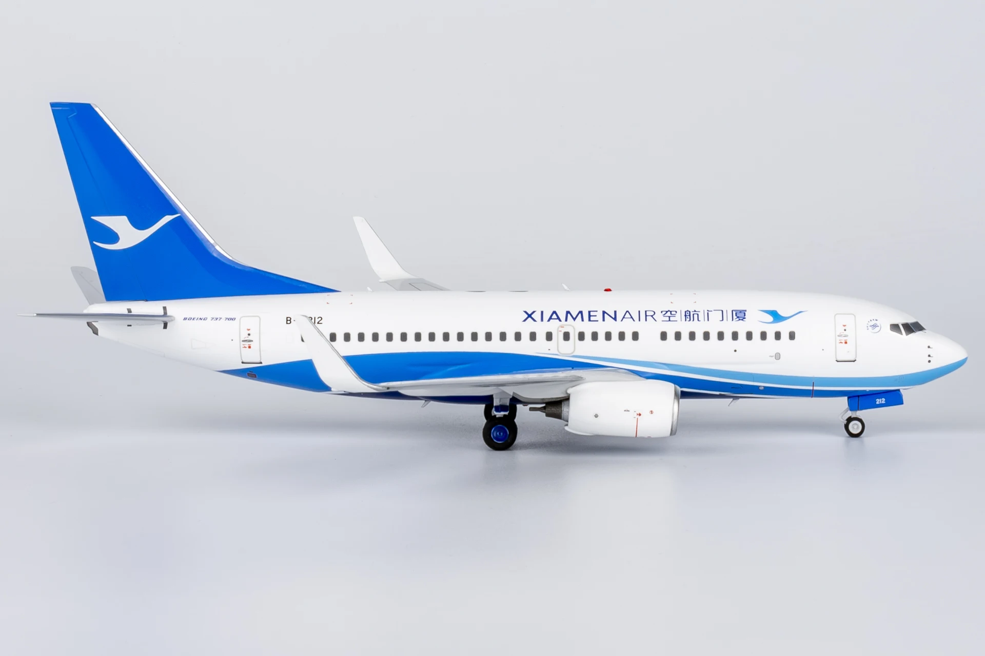 64118 Alloy Collectible Plane Gift NG Model 1:200 Xiamen Airlines "SkyTeam" Boeing B737-700 Diecast Aircraft Jet Model B-5212