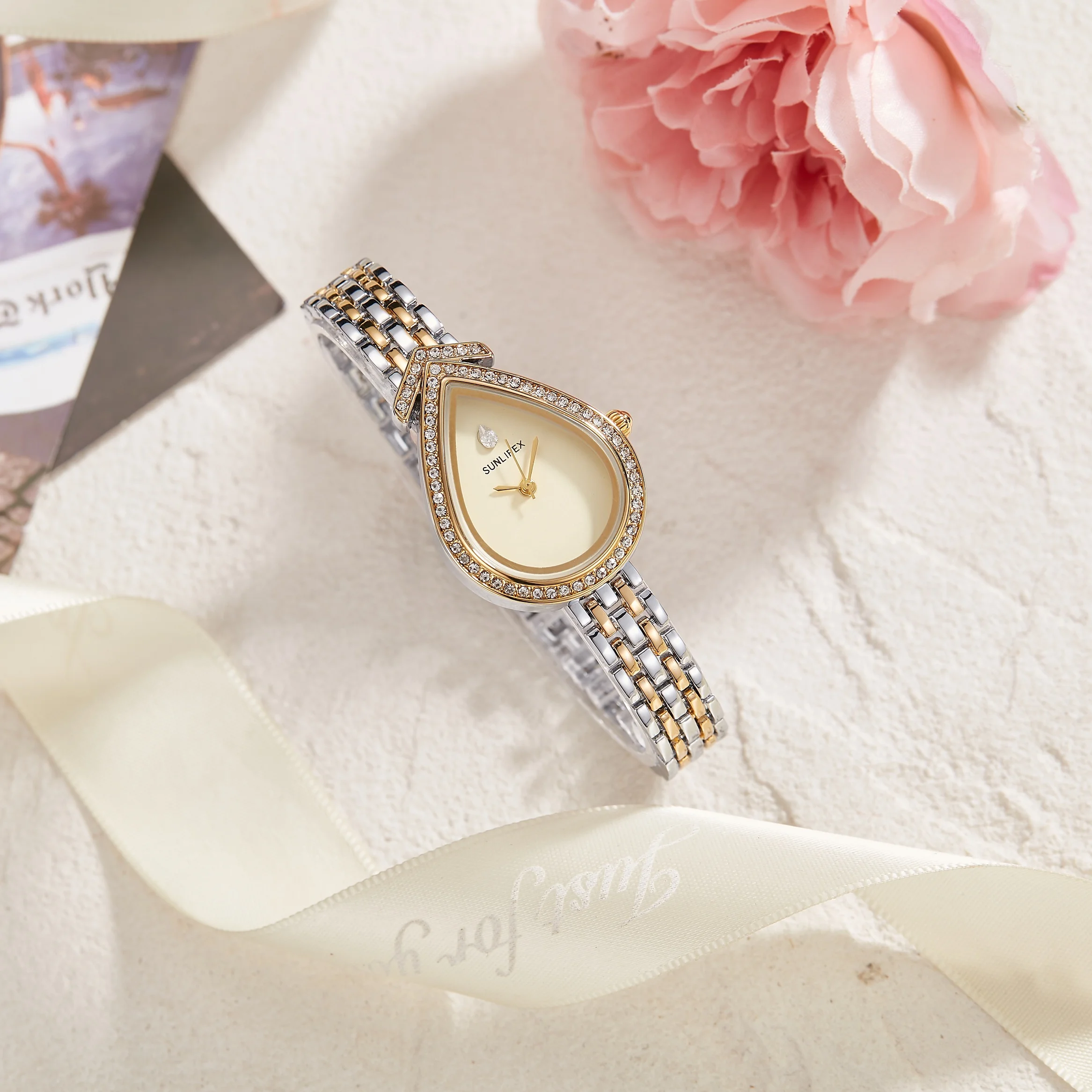 2026 Elegant Teardrop Shaped Watch Women Crystal Diamond Accent Two Tone Steel Strap Waterproof Quartz Wristwatch Reloj Mujer