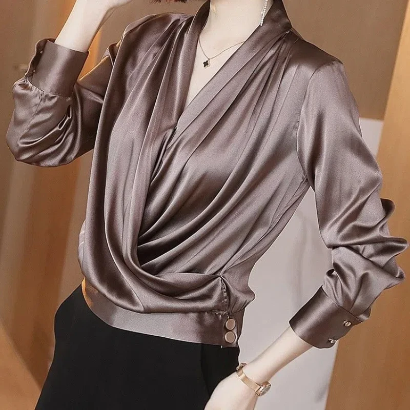 Vintage Pleated Solid Blouse Women Clothing Spring Autumn New Long Sleeve V Neck All-match Elegant Shirt Tops Office Fashion