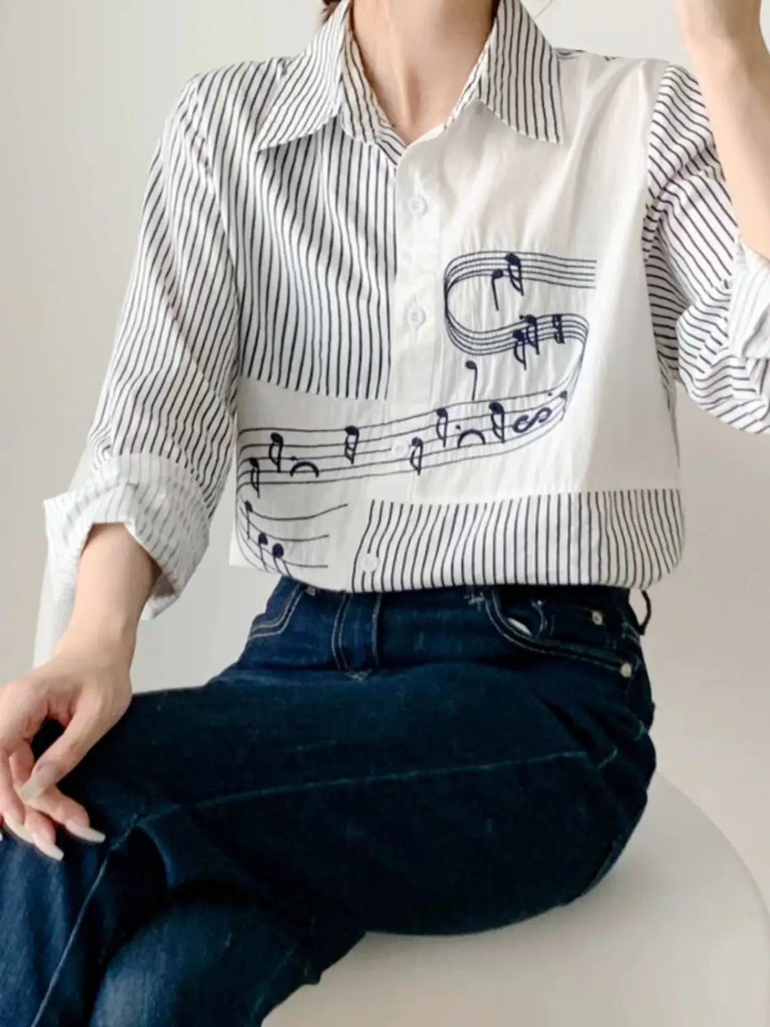 Original Single Artistic Small Fresh Vertical Stripe Splicing Embroidered Notes Loose Shirt Long Sleeved Top Women\'s Clothing