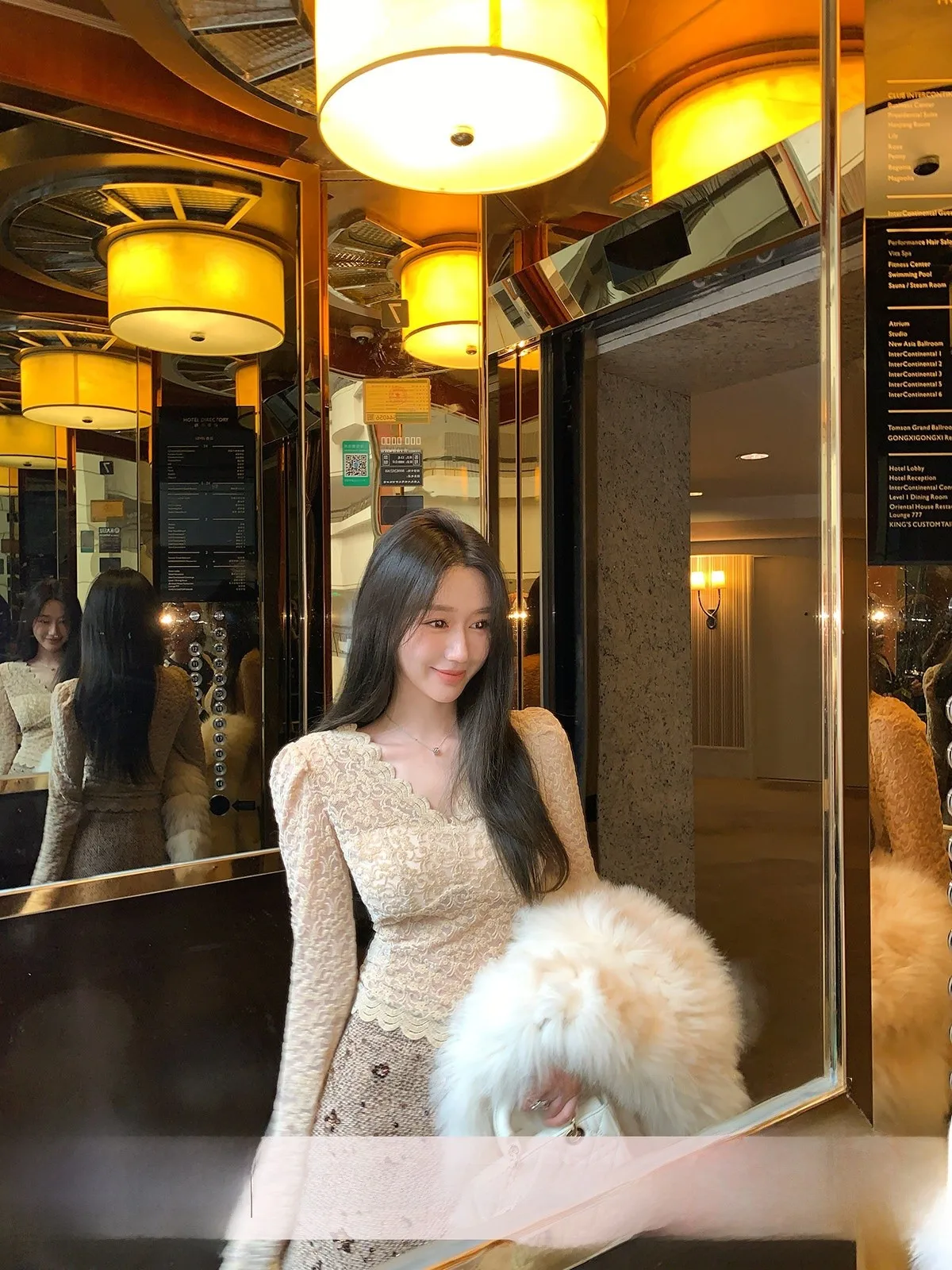 

Женский повседневный топ YOLI Zhang Yuli из шифона с кружевными вставками, приталенный, из полиэфирного волокна