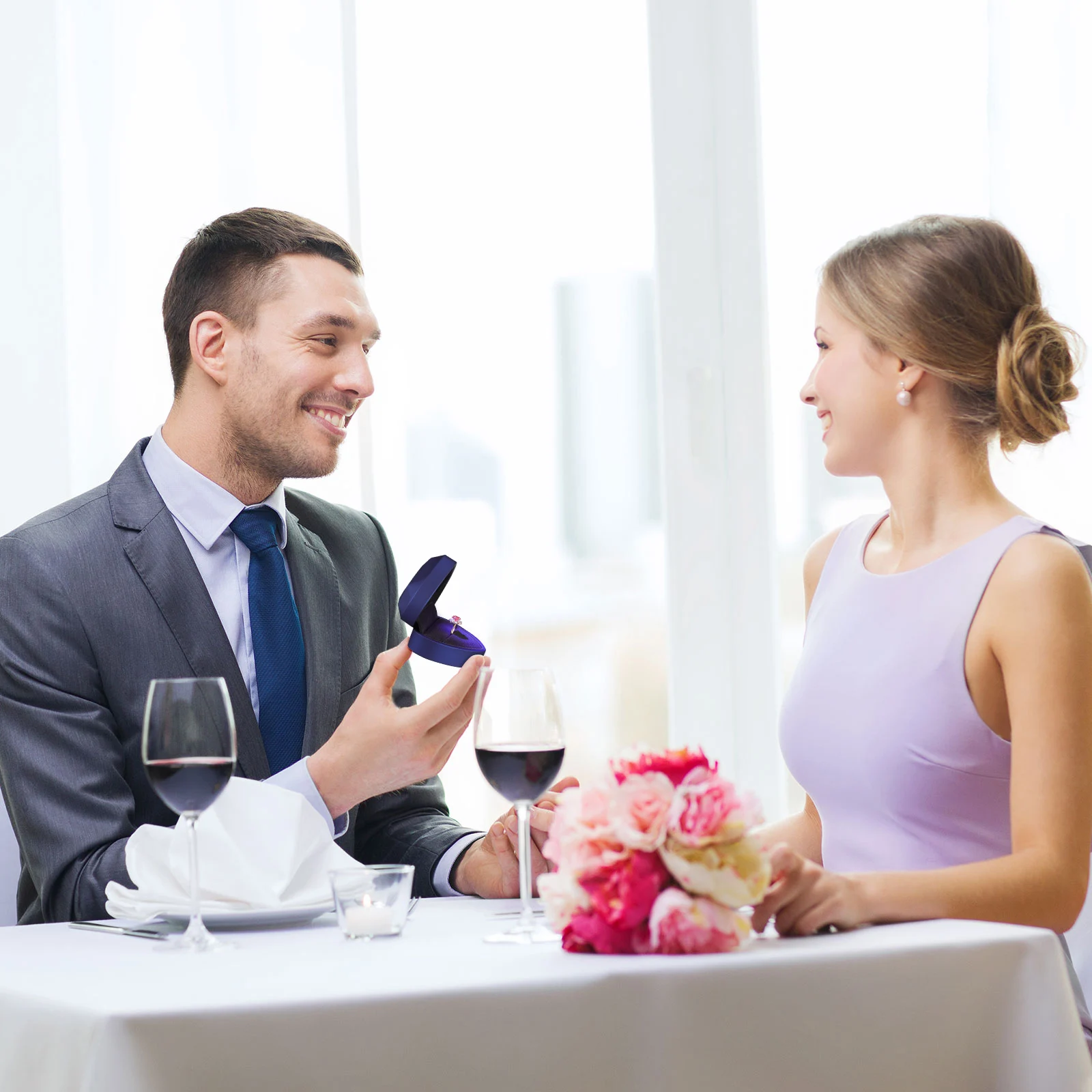 

Коробка в форме сердца, подарочные коробки, подарки для женщин, коробка для колец в форме сердца, светодиодная подсветка на день Святого Валентина, витрина для хранения ювелирных изделий, элегантная