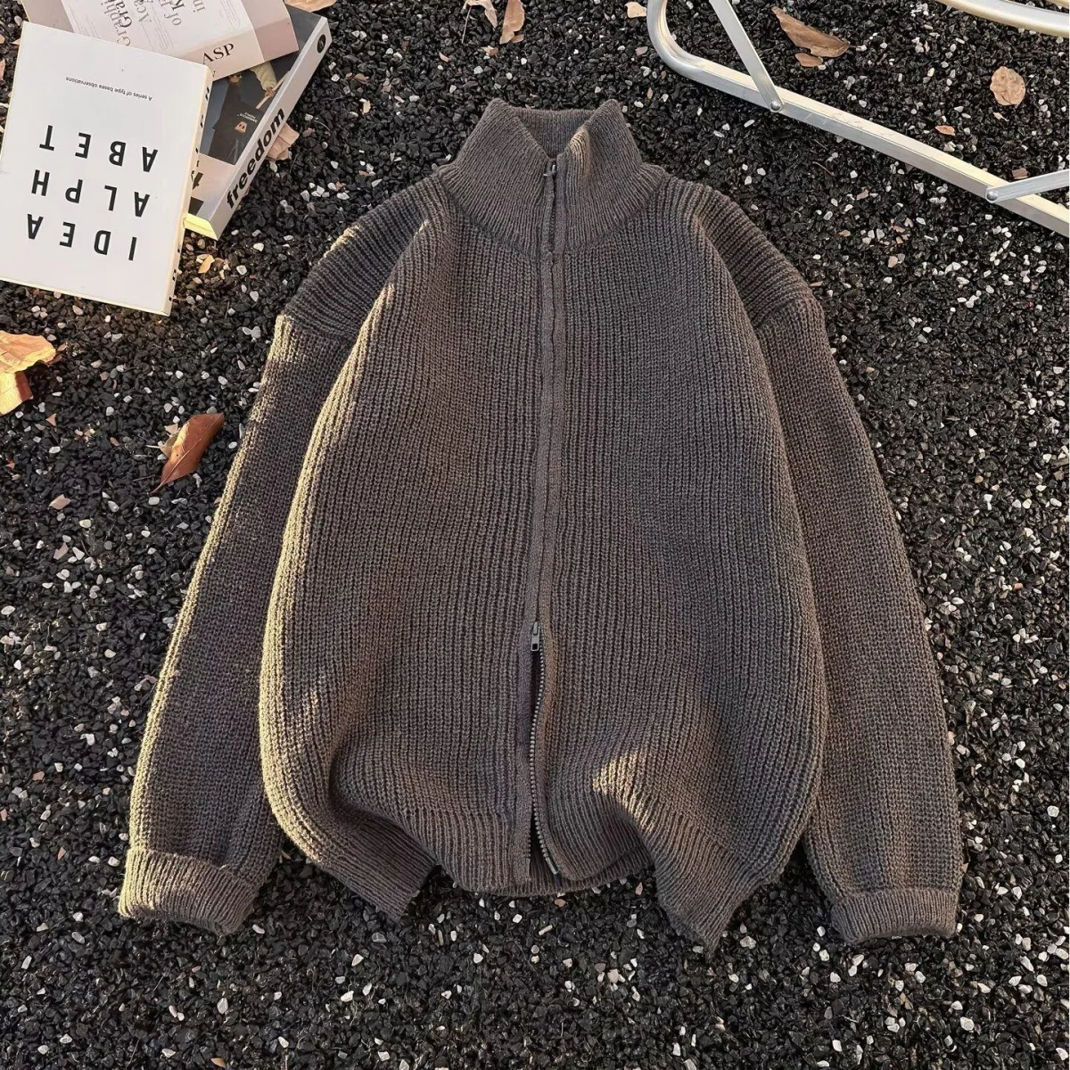 

American Retro Zipper Cardigan Men's Autumn Winter High Street Trend Casual Design Knitted Sweater Loose Fit Polyester Fiber