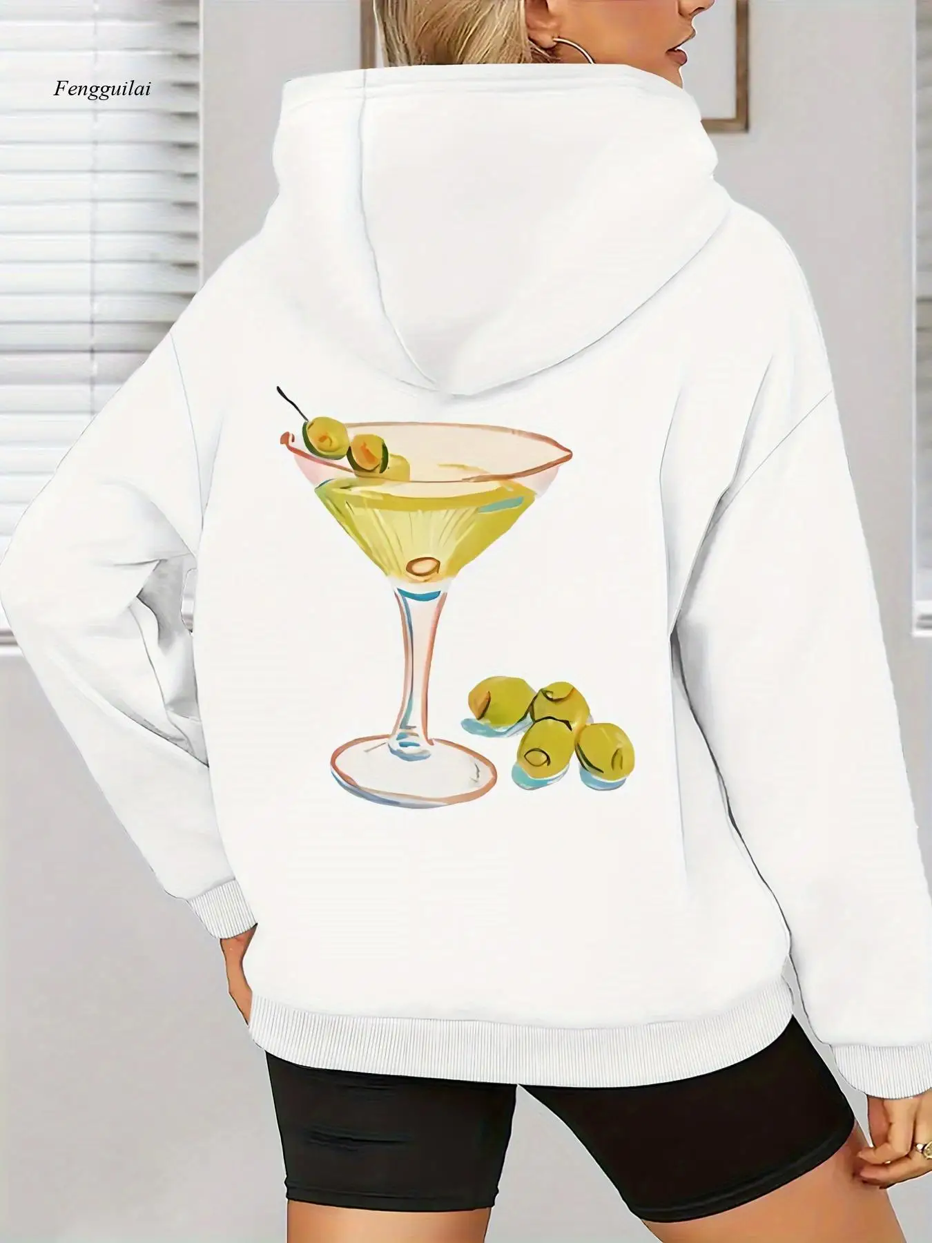 

Повседневная толстовка на флисовой подкладке с большим принтом на спине — дизайн, длинный рукав, капюшон на шнурке, всесезонный комфорт