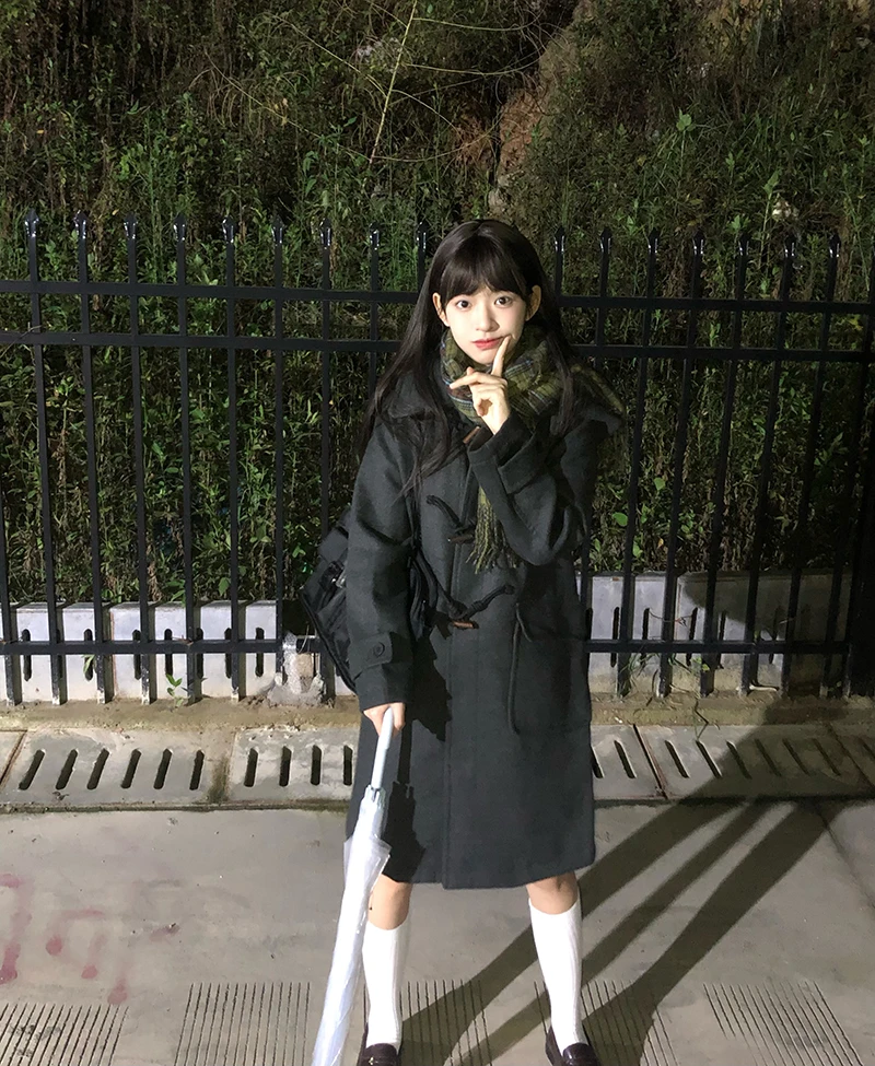 

Оригинальное зимнее шерстяное пальто, женское пальто с луной и звездой, верхняя одежда средней длины, однотонный дизайн