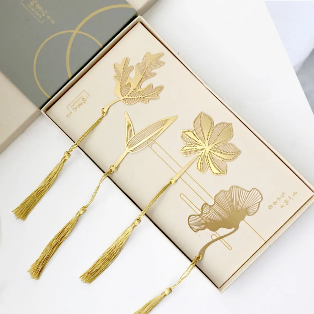 1Pc Metal Bookmark Leaves of Four Seasons Exquisite Hollow out Creative Leaf Vein Bookmark Classical Chinese Style Gift