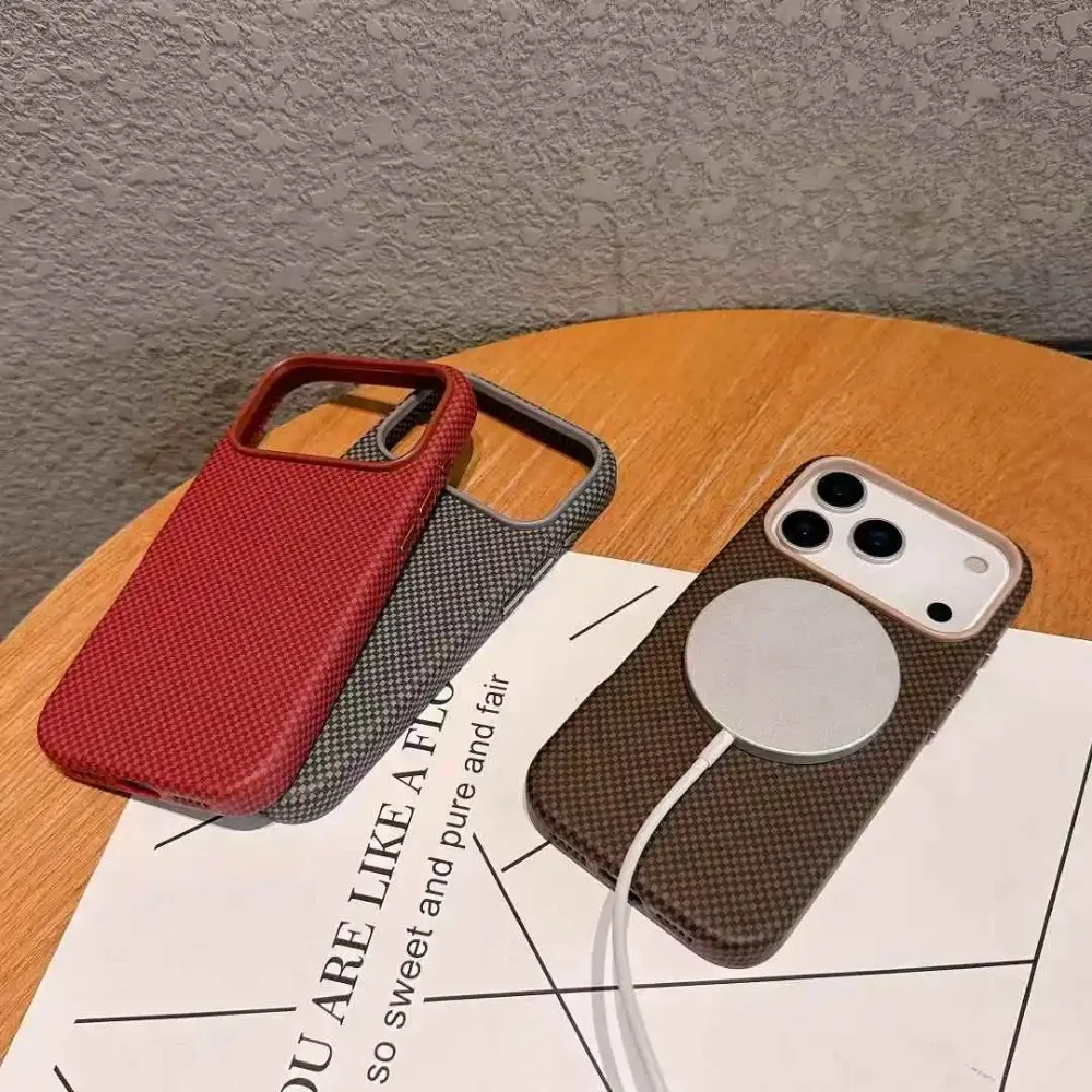 オリジナルケブラー炭素繊維テクスチャ磁気ケース iPhone 17 Pro Max 17 Air用 スムースタッチメタルカメラフレーム耐衝撃カバー