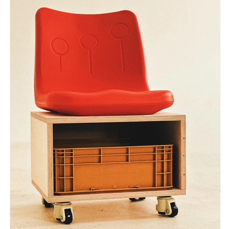 

Red Plastic Backrest Birch Chair Electric Gymnasium Stand Chair Movable Seat with Storage Box Creative Chair