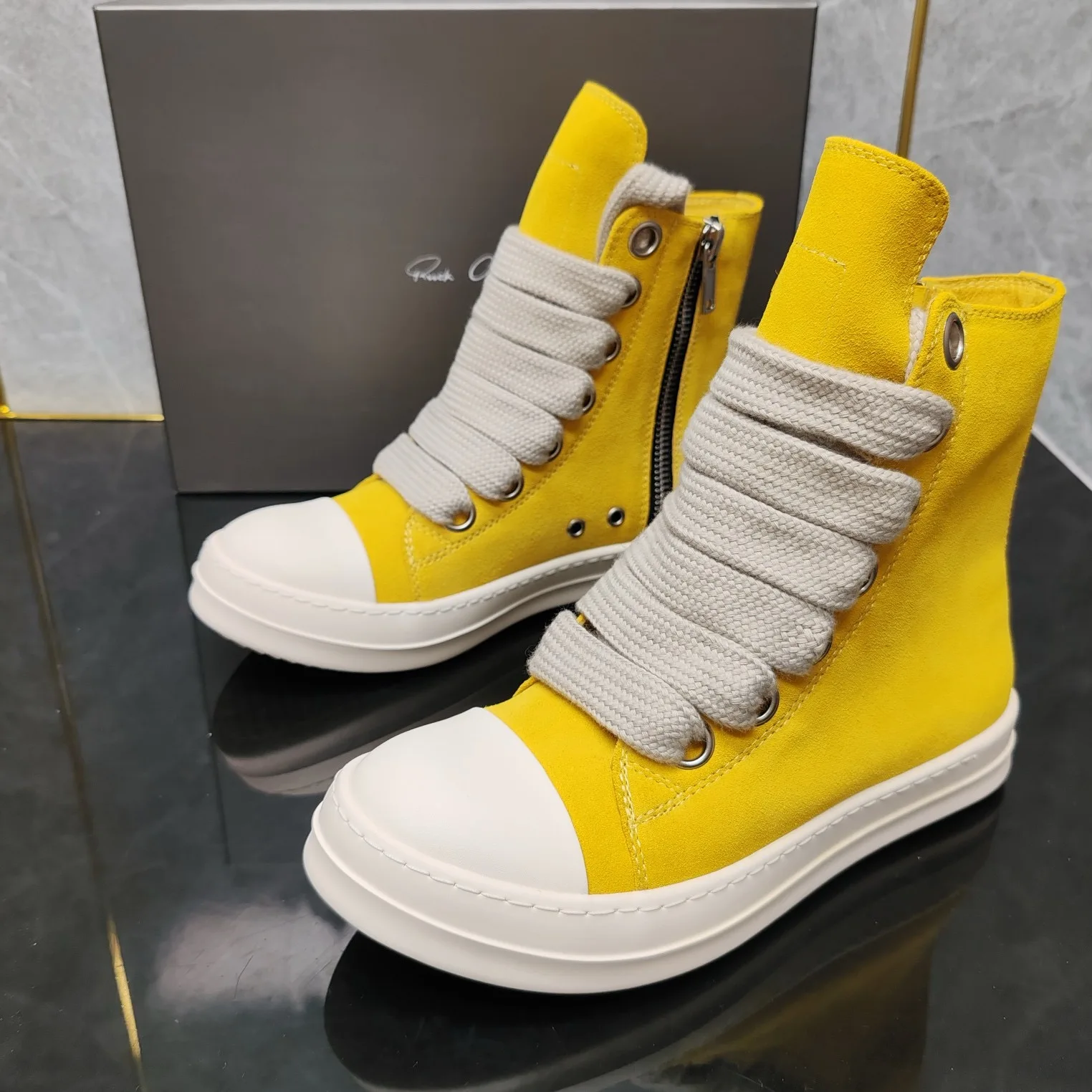 Round Owens yellow canvas high-top boots Joker platform casual shoes first layer cowhide Harajuku style couple shoes.