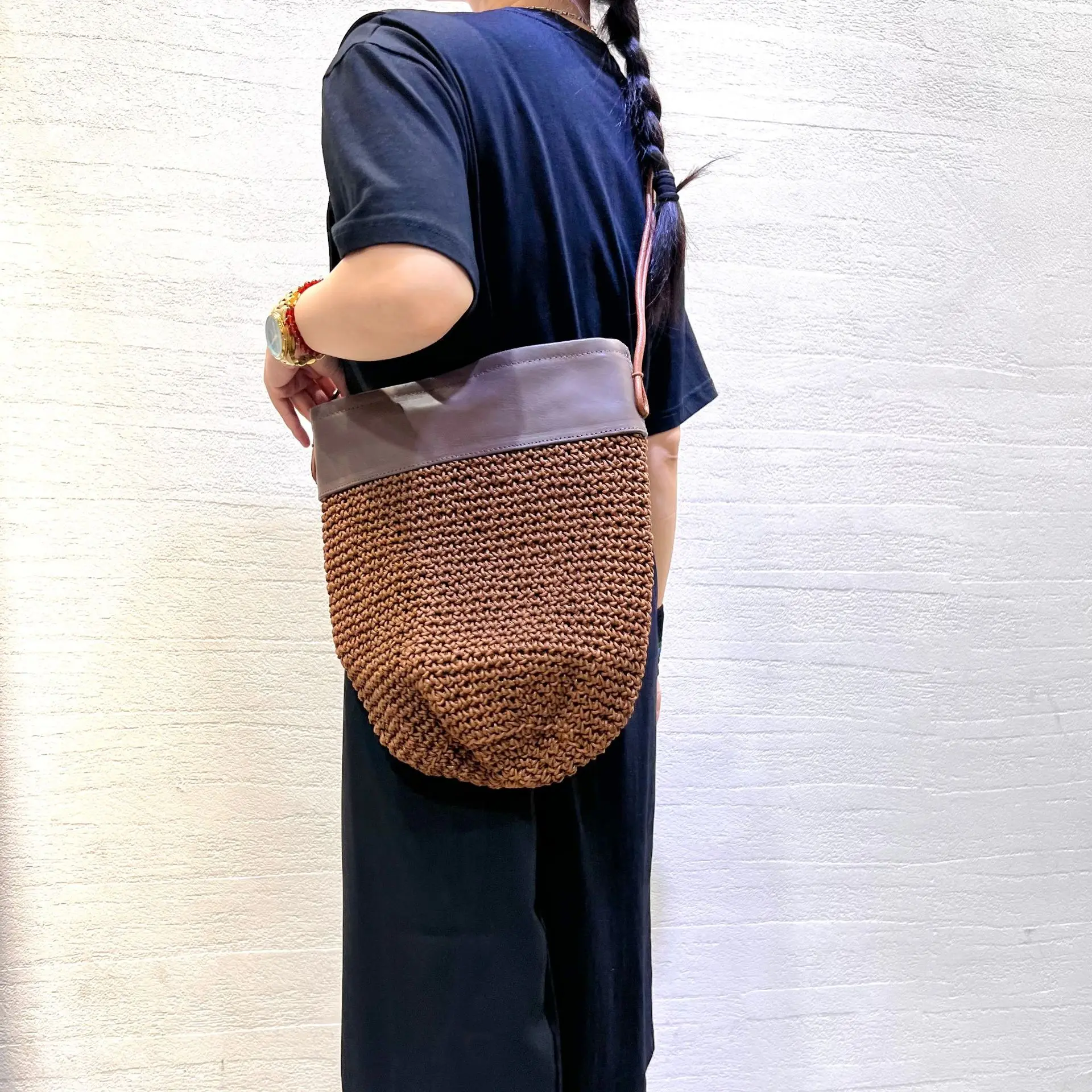 

Leather Women's Bag Vintage Handmade Layer Cowhide Wax Rope Woven Bag Shoulder Crossbody Purses And Handbags