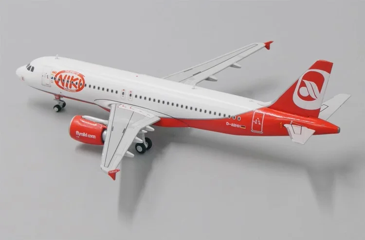 JC WINGS Diecast 1/400 Scale AIRBUS Alloy Model Aircraft AIRBUS A320 Niki D-ABHH LH4097 Play with Airplane Toy Boy Gift Box