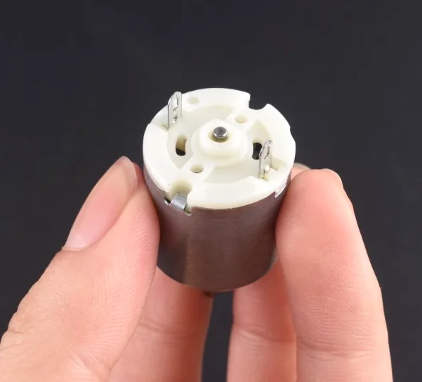 10 قطع 140 محرك، محرك كهربائي صغير عالي السرعة، قاعدة محرك مروحة المروحة المصنوعة يدويًا