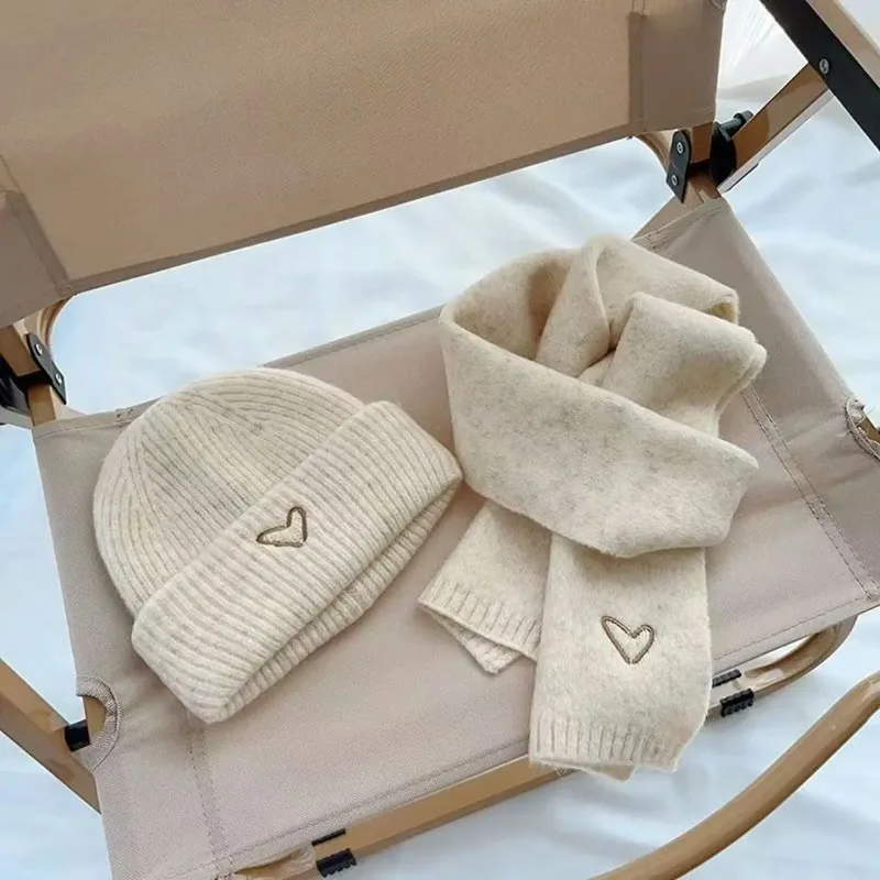 

Solid Color Kids Knitted Hat Scarf Love Heart Embroidery Autumn Winter Warm Baby Beanie Outdoor Anti-cold Boys Girls Cap Scarves