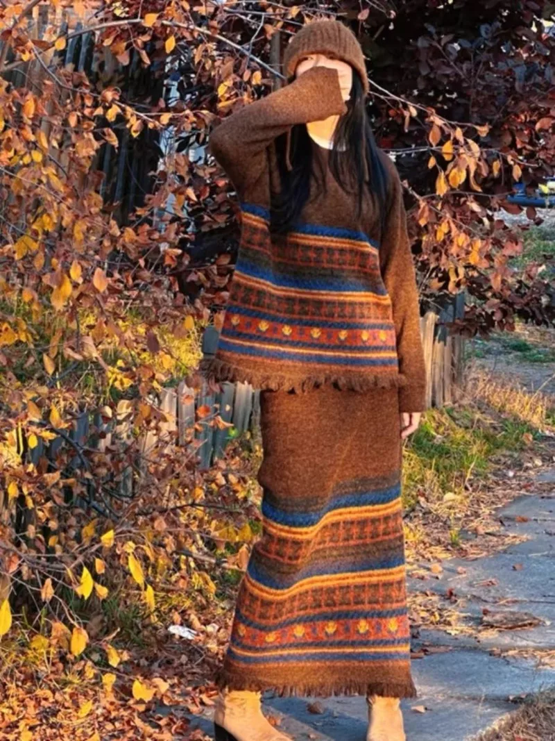 

Sweet Hot Girl Ethnic Style Suit Women's Autumn and Winter Fringe Sweater Casual Long Skirt Two-piece Set Fashion Female Clothes