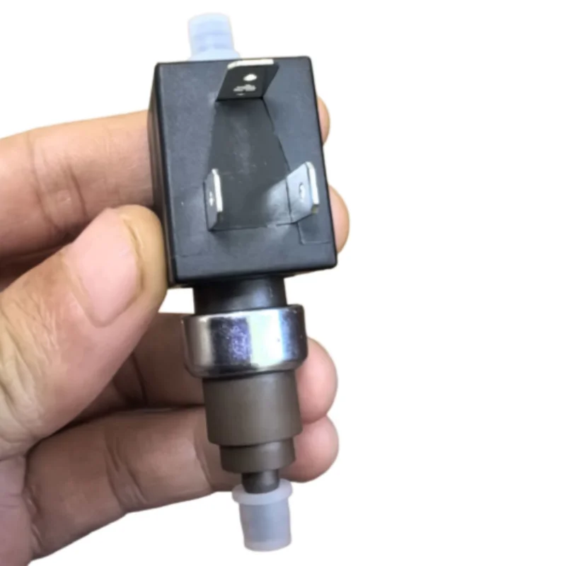 100% New 220V 19W Steam Vacuum Cleaner Self-Priming Water Pump for Karcher SC2 SC3 Replacement Electromagnetic Vibration Pump