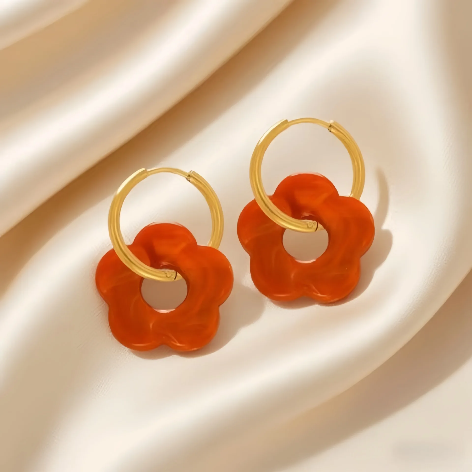 الحلو الملونة زهرة الاكريليك سحر القرط الذهب اللون دائرة الأذن مشبك هوب أقراط الأزياء والمجوهرات للنساء هدايا Sieerieški #5