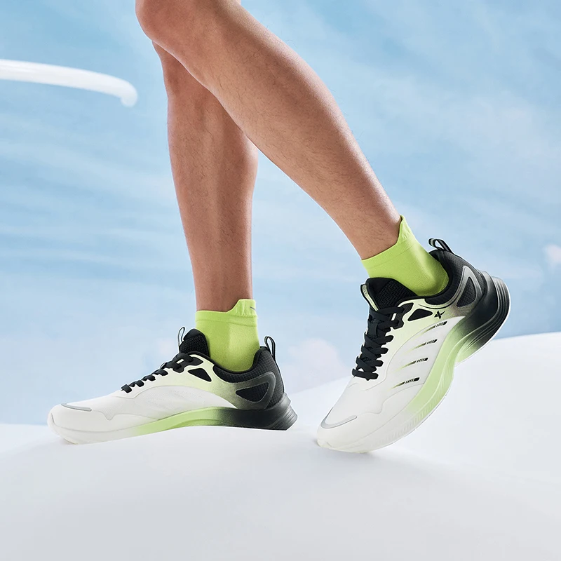 Xtep Scarpe da corsa da uomo 2024 Autunno Ammortizzazione comoda Sneakers leggere e resistenti all\'usura con stabilità morbida 876319110085