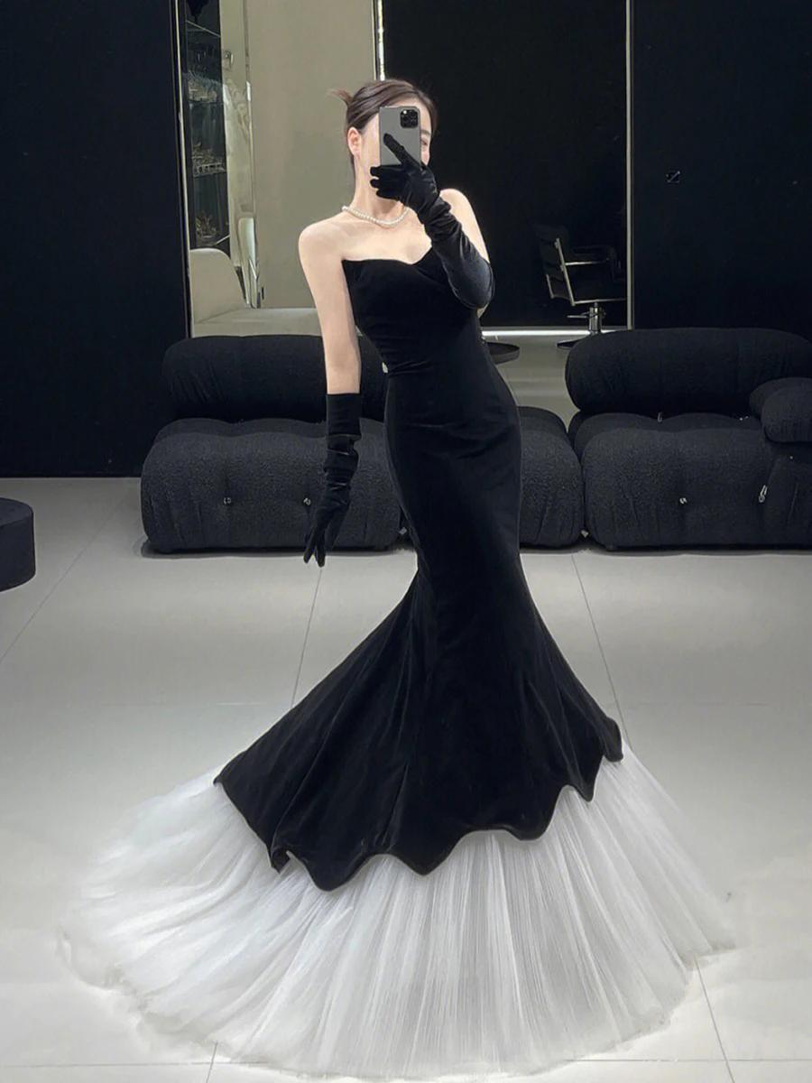 Robe de Soirée Longue en Satin Vintage Sans Bretelles avec Gants, Sirène Noire en Tulle Plissé, Balayage Traîne, Tenue Formelle pour Femme