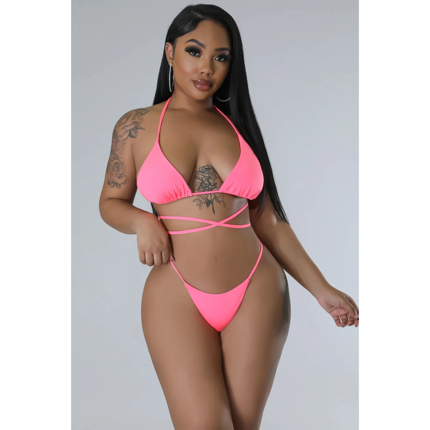 SKMY 夏の新作 レディース服 セクシーなメッシュ シースルー ノースリーブ スリット入りワンピースと水着の3点セット ビーチウェア