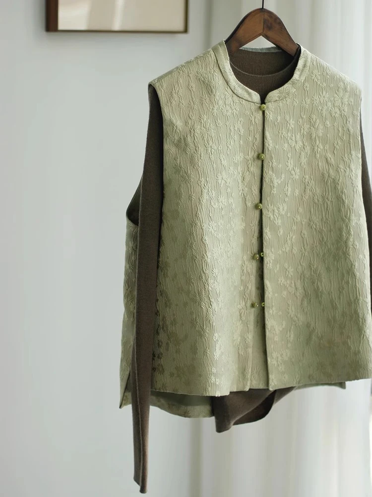 

New Chinese Sle Gown Button Vest Women's Svel Stand Collar Jaet Top Spring 2025 Retro Design Commute Floral Pattern