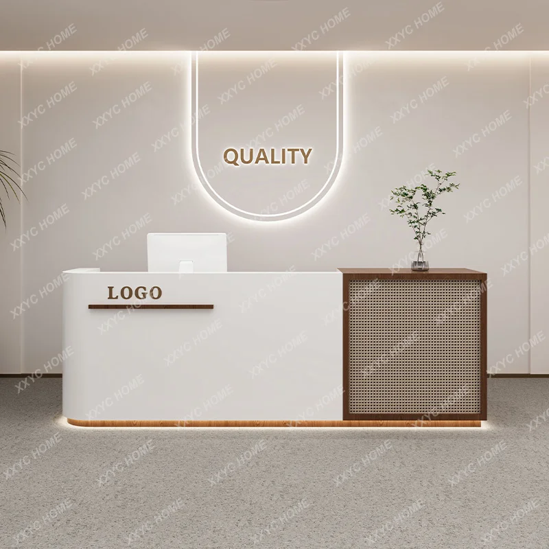 

Y-счетчик с логотипом, стойка регистрации, эстетический органайзер, роскошные стойки регистрации в помещении, компьютер, современный