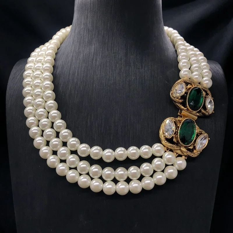 Medieval Multi-layer Pearl Emerald Necklace Elegant Choker Necklace