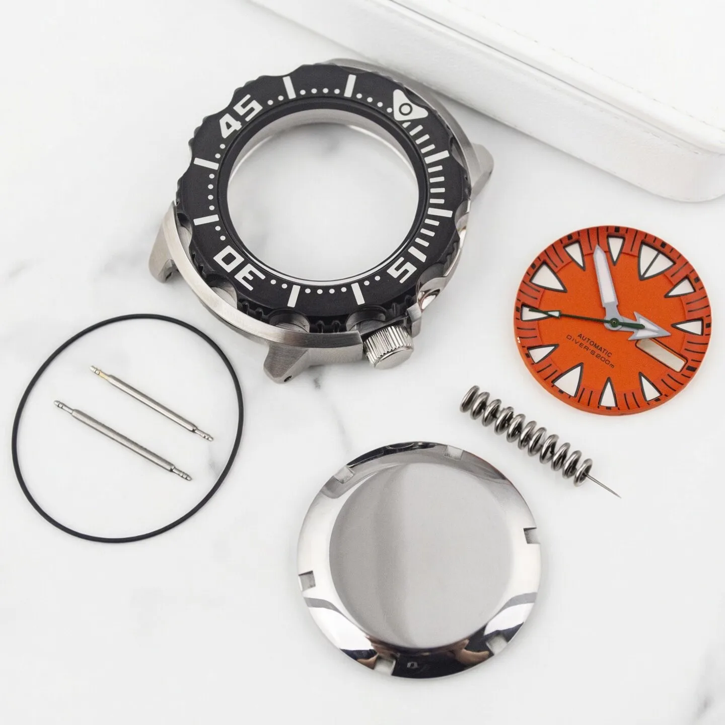 

for Monster Case 316L Stainless Steel 20ATM Waterproof NH36 MOD Case 28.5mm Dial Green Luminous Dial Hands for NH36A/4R Movement