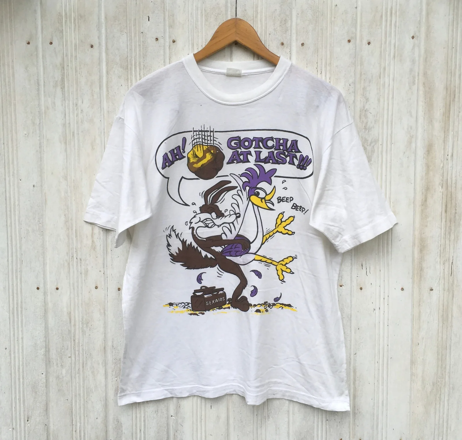 Road Runner and Wile E.coyote Cartoon Tshirt EG306