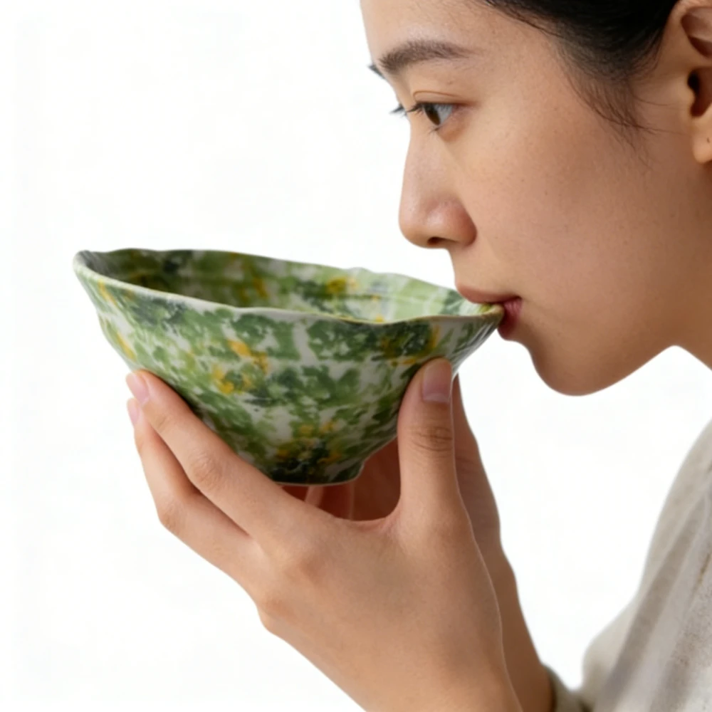 

Ретро-набор посуды из грубой керамики: тарелки, миски и чашки, стильный домашний сервиз