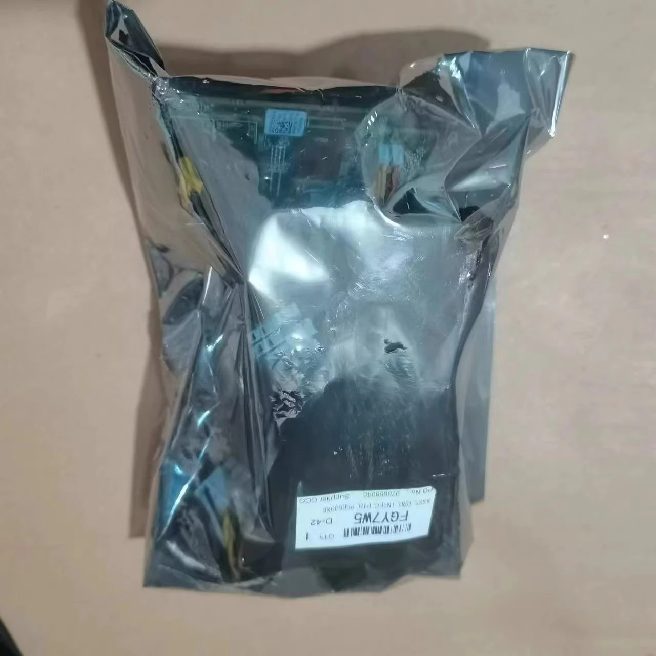 

Новая объединительная плата питания сервера Dell Poweredge R530 R530XD GY7W5