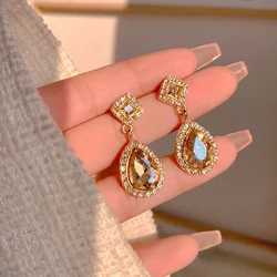 New Gold Color Shiny Rhinestone Zircon Earrings Water Drop Crystal Pendant Female Luxurious Temperament Girl Party Jewelry Gift