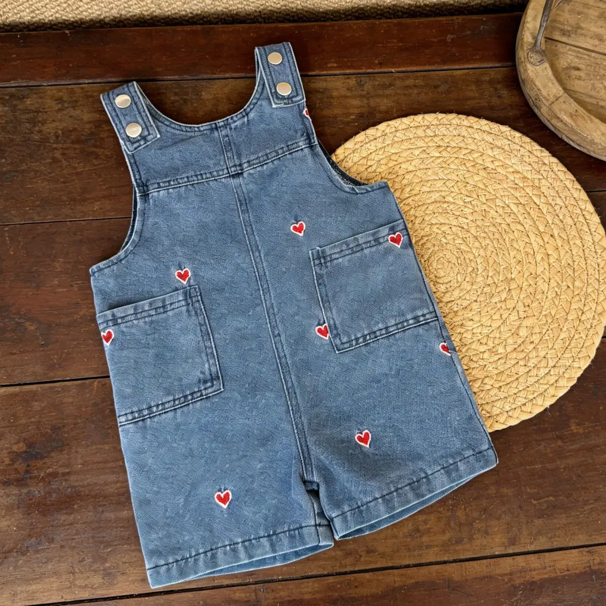 2026 Summer New Girls Denim Overalls Infant Fashion Casual Jumpsuit Baby Girl Heart Embroidery Strap Shorts Toddler Clothes