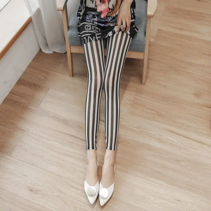 

Women's High-Waist Elastic Waist Sun Protection Pants Mesh Floral Print Slim Fit Nine-Piece Summer Loose Fit Base Layer Pants