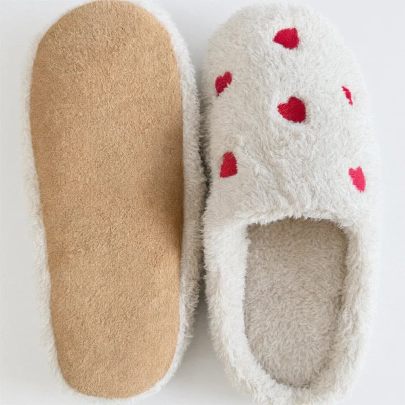 Lovely Heart Shaped Indoor Floor Plush Cotton Slippers Lightweight Fabric Sole Fluffy Fur Shoes Woman Comfortable Silent Shoes