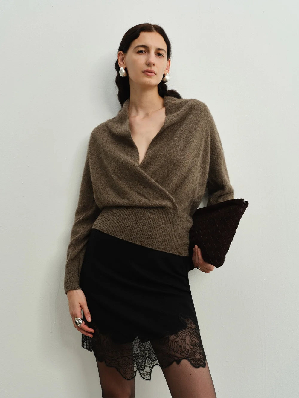 

Женский зимний теплый трикотажный жилет MANNALA из высокогорной яковой шерсти с поясом Q435...