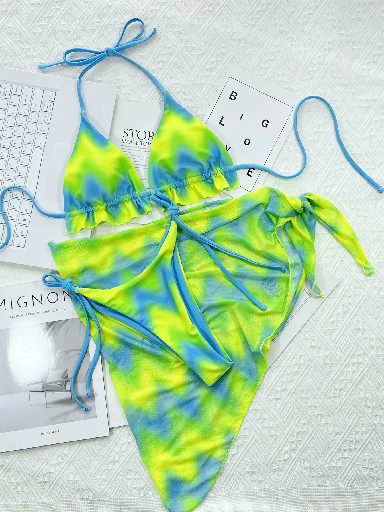 2024 جديد مثير ثلاث قطع مجموعة البكيني النساء التعادل صبغ الرسن ملابس السباحة البيكينيات مجموعة ثوب السباحة بيكيني للشاطئ الإناث Tankini