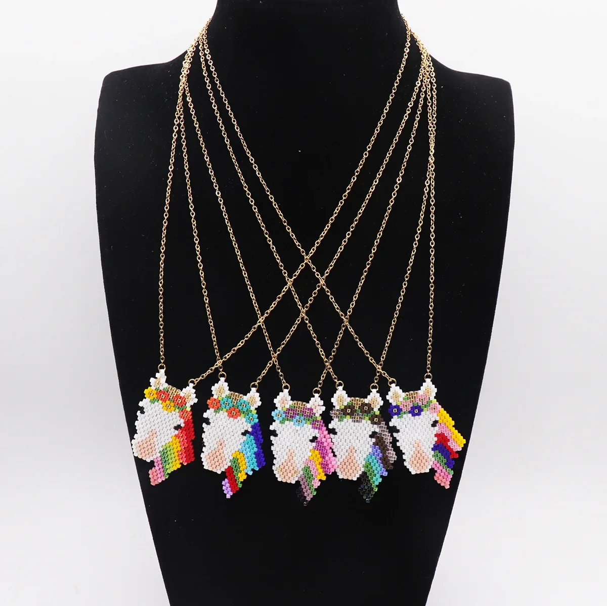 

Rice bead necklace Originality Animal Rainbow horse Bohemia Hand weaving Personality Tidal current Simplicity Beaded necklace