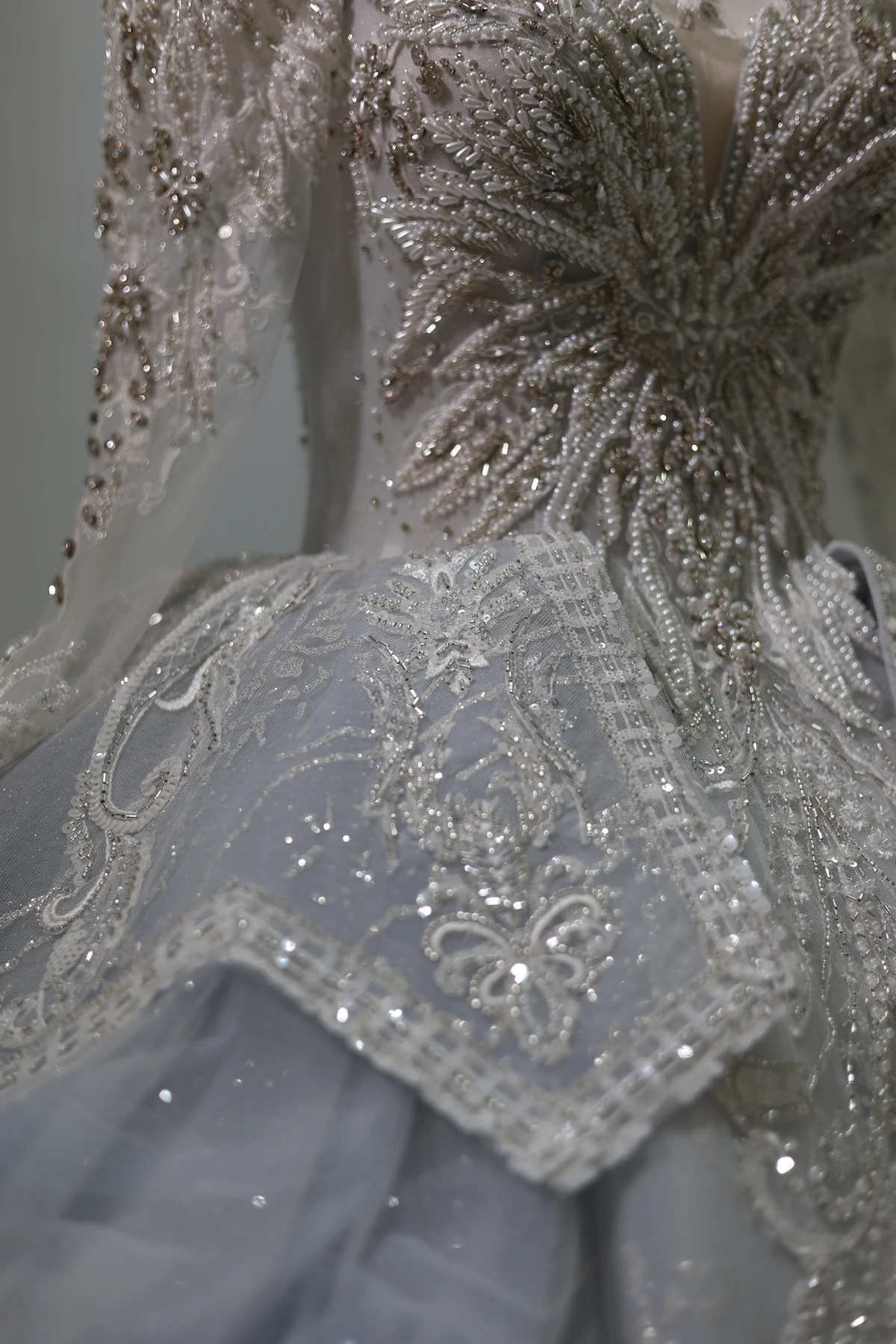 Sharon Said Gaun Pengantin Gaun Pesta Biru Cinderella Dubai Mewah dengan Kalung Renda Applique Kereta Kapel RS008 Disesuaikan