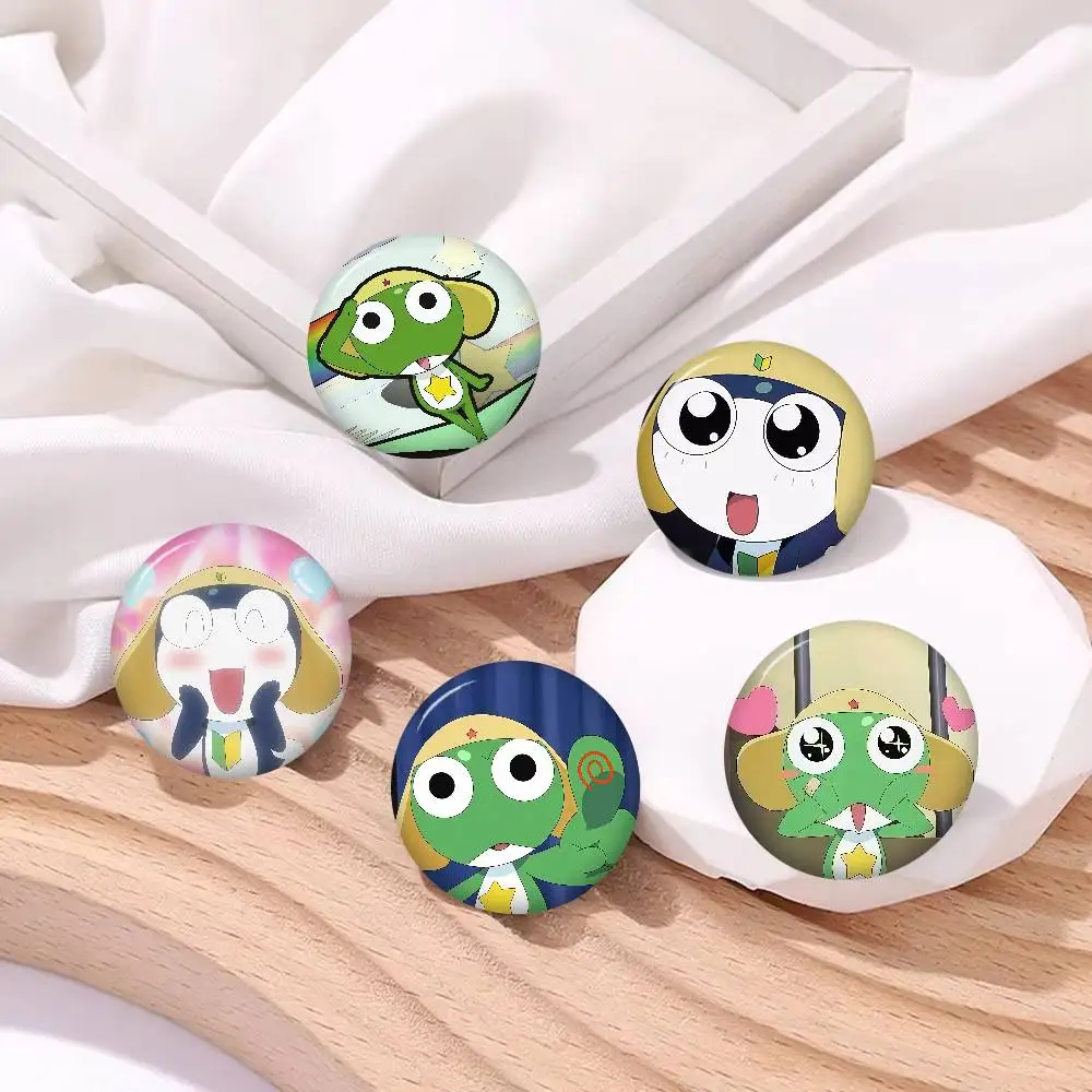 Keroro Gunsous Frog Anime Brooches Cute Cartoon Badge Jacket Jeans Lapel Pin Gift Accessorie