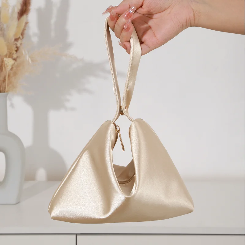 

Simple Solid Color Satin Soft Evening Bag Versatile Triangular Women's Clutch Hand-held Evening Bag